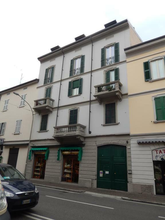 Meschihouse - Leonardo 35 Apartment Lecco Exterior photo